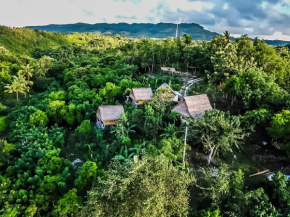  Echo Alam Nusa Lodge  Nusapenida